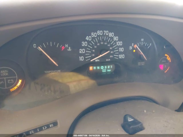 1998 Buick Century Custom მანქანა იყიდება აუქციონზე, vin: 2G4WS52M9W1417272, აუქციონის ნომერი: 44887186