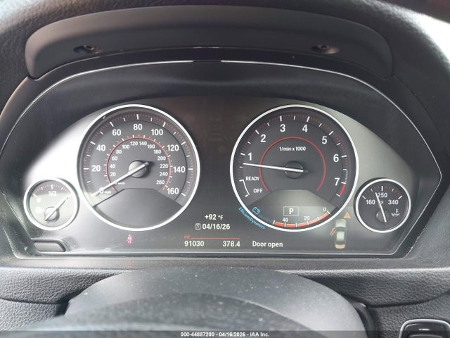 44887200 :رقم المزاد ، WBA8D9C58JEM32985 vin ، 2018 Bmw 330i Xdrive مزاد بيع