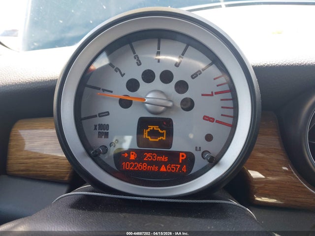 2007 MINI COOPER S WMWMF73507TV30698 Photo 6