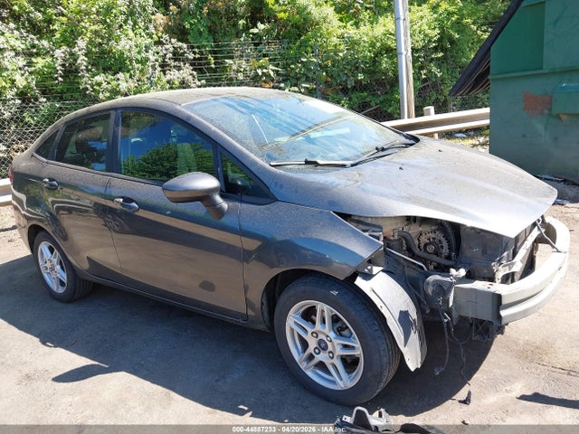 44887233 :رقم المزاد ، 3FADP4BJ6KM145625 vin ، 2019 Ford Fiesta Se مزاد بيع