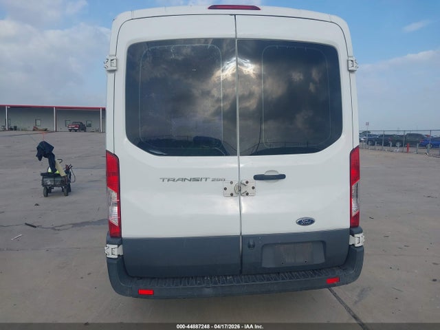 Ford Transit-250 2017 1FTYR1CM8HKA10644 Image 16