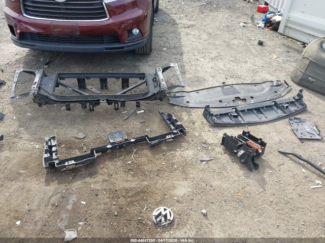 44887250 :رقم المزاد ، 1GNSKDECXGR274753 vin ، 2016 Chevrolet Tahoe Commercial Fleet مزاد بيع