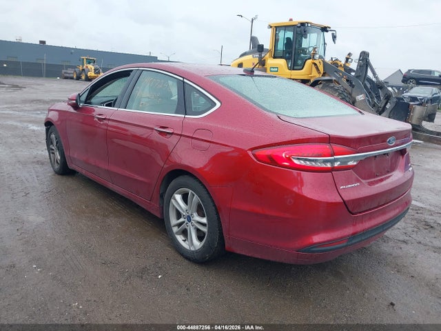 44887256 :رقم المزاد ، 3FA6P0HD0JR252318 vin ، 2018 Ford Fusion Se مزاد بيع