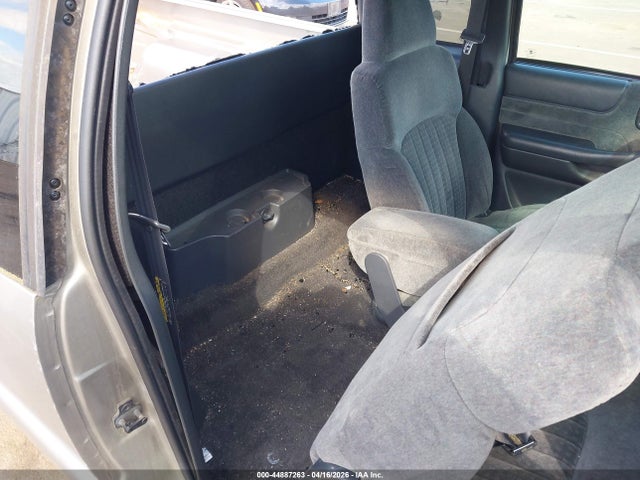 Продаж на аукціоні авто 2002 Chevrolet S-10 Ls, vin: 1GCCS195828250053, номер лоту: 44887263