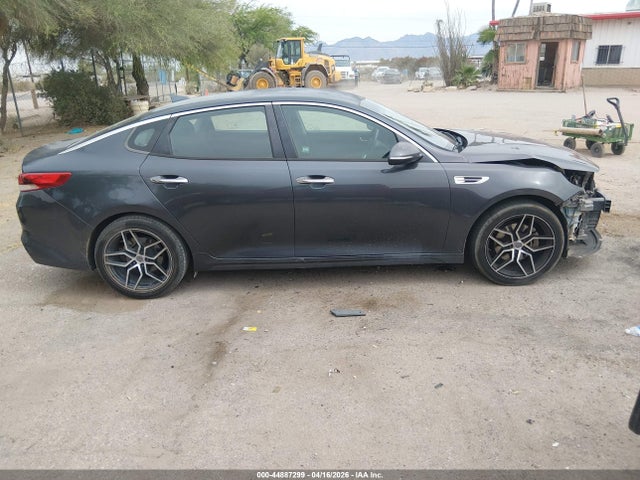 KNAGT4L30H5137812 KIA Optima Lx