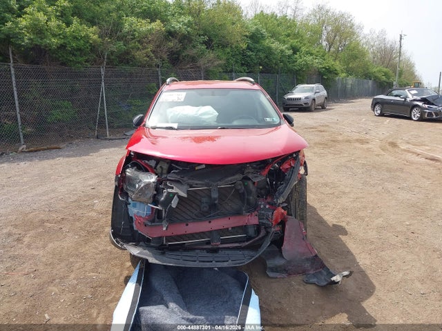 JTMZFREV4GJ061788 Toyota RAV4 LE