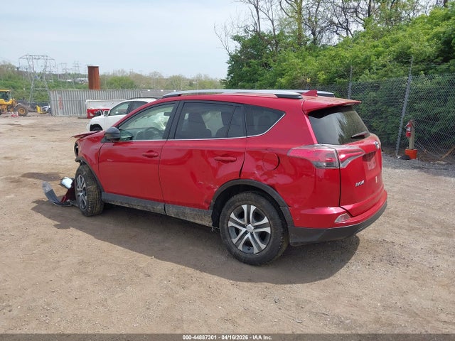 JTMZFREV4GJ061788 Toyota RAV4 LE
