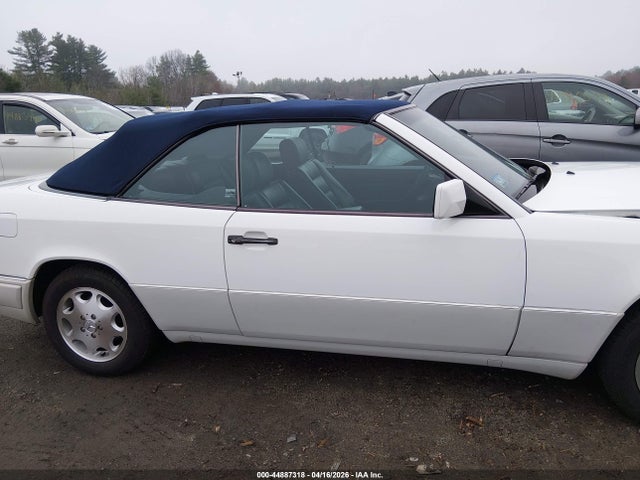 Продажа на аукционе авто 1995 Mercedes-benz E 320, vin: WDBEA66E5SC280605, номер лота: 44887318