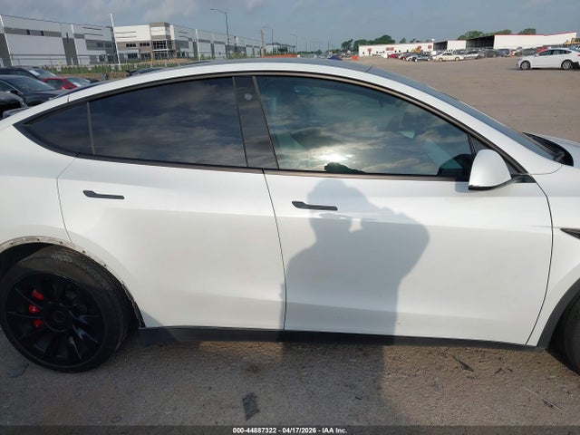 Продажа на аукционе авто 2023 Tesla Model Y, vin: 7SAYGAEE2PF689210, номер лота: 44887322