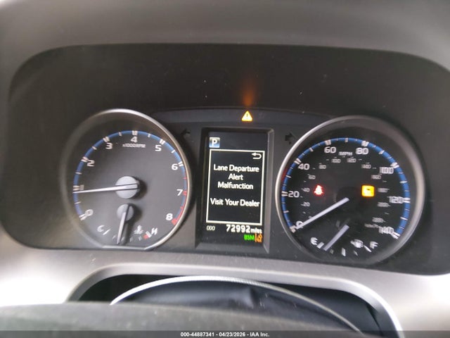 JTMWFREV0JJ210806 Toyota Rav4 Xle