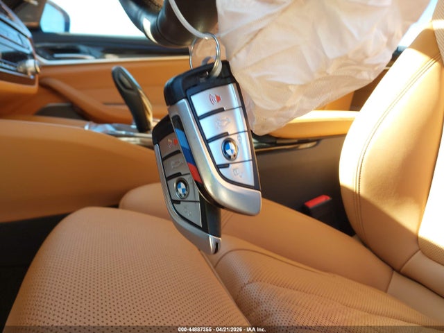 2021 Bmw 540i Xdrive მანქანა იყიდება აუქციონზე, vin: WBA73BJ02MCF98841, აუქციონის ნომერი: 44887355