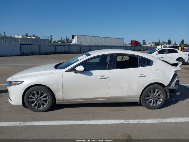 JM1BPAAM3S1778365 Mazda Mazda3 2.5 S