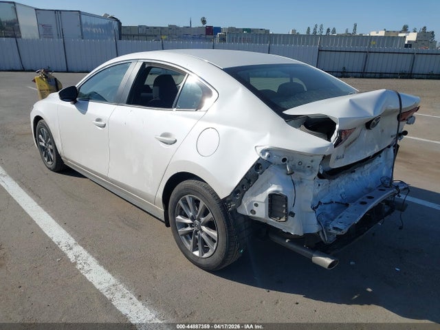 JM1BPAAM3S1778365 Mazda Mazda3 2.5 S