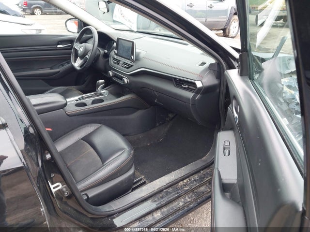 44887366 :رقم المزاد ، 1N4BL4CWXMN386786 vin ، 2021 Nissan Altima Sr Intelligent Awd مزاد بيع