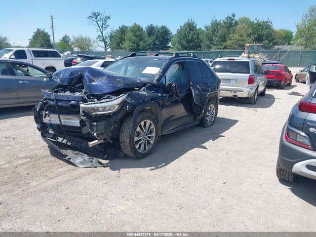 2019 Toyota Rav4 Xle Premium მანქანა იყიდება აუქციონზე, vin: 2T3A1RFV9KW061029, აუქციონის ნომერი: 44887378