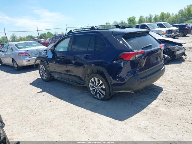 2019 Toyota Rav4 Xle Premium მანქანა იყიდება აუქციონზე, vin: 2T3A1RFV9KW061029, აუქციონის ნომერი: 44887378