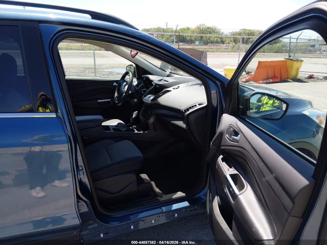 44887382 :رقم المزاد ، 1FMCU9GDXJUC13073 vin ، 2018 Ford Escape Se مزاد بيع