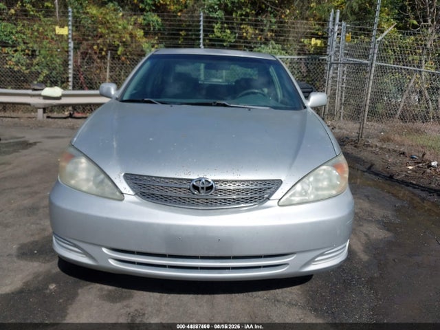 2002 Toyota Camry Le V6 მანქანა იყიდება აუქციონზე, vin: 4T1BF32K12U020563, აუქციონის ნომერი: 44887400