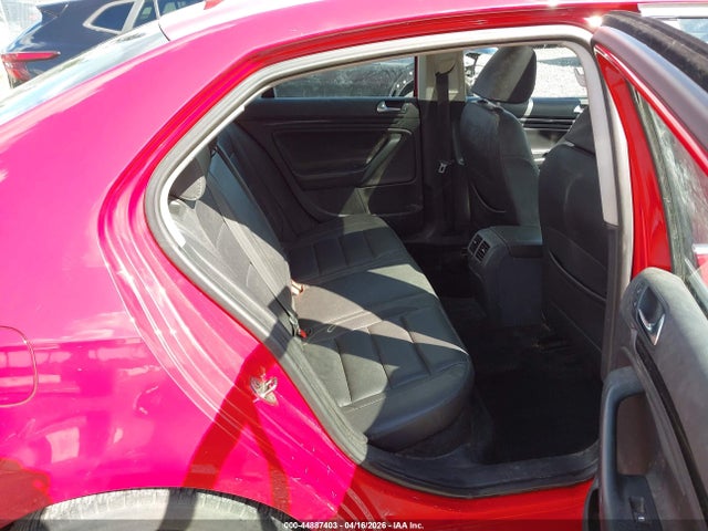 44887403 :رقم المزاد ، 3VWRL7AJXAM026020 vin ، 2010 Volkswagen Jetta Tdi مزاد بيع
