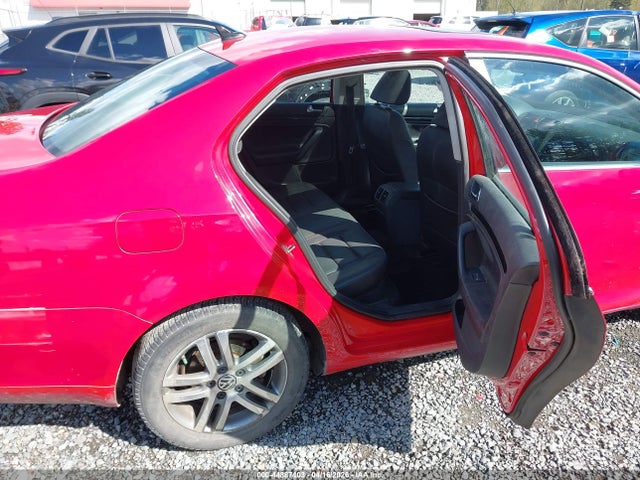 44887403 :رقم المزاد ، 3VWRL7AJXAM026020 vin ، 2010 Volkswagen Jetta Tdi مزاد بيع