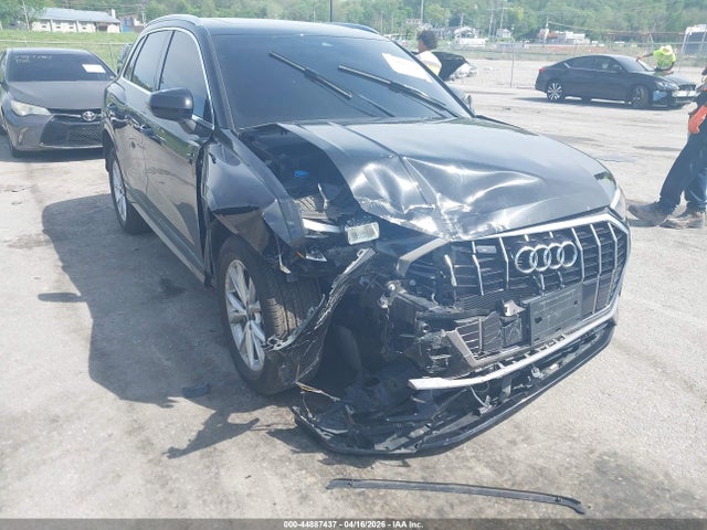 Aukcja sprzedaży 2022 Audi Q3 Premium 45 Tfsi S Line Quattro Tiptronic, vin: WA1DECF34N1131546, numer aukcji: 44887437