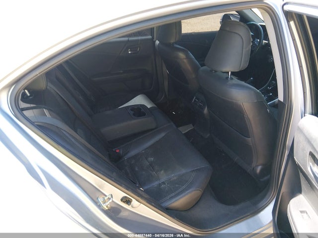 44887440 :رقم المزاد ، 1HGCR2F86GA220597 vin ، 2016 Honda Accord Ex-l مزاد بيع