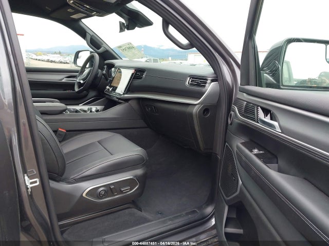 1C4SJVBPXTS166144 Jeep Grand Wagoneer Limited Altitude 4x4