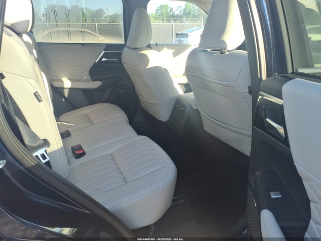 Продаж на аукціоні авто 2025 Mitsubishi Outlander Sel 2.5 S-awc, vin: JA4J4WA87SZ022828, номер лоту: 44887463