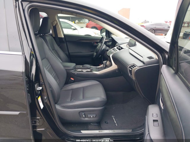 44887472 :رقم المزاد ، JTJYARBZXH2058579 vin ، 2017 Lexus Nx 200t مزاد بيع