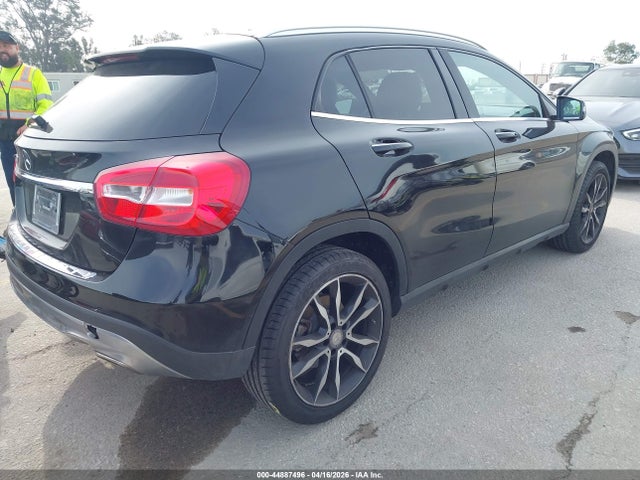 WDCTG4EB1GJ222412 Mercedes-Benz GLA 250