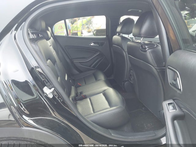 WDCTG4EB1GJ222412 Mercedes-Benz GLA 250