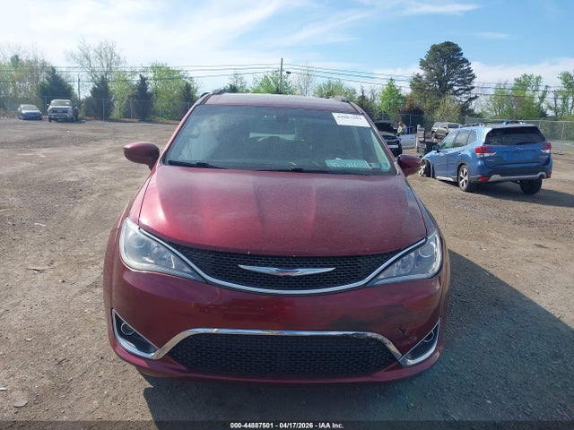 2017 Chrysler Pacifica Touring-l მანქანა იყიდება აუქციონზე, vin: 2C4RC1BGXHR509853, აუქციონის ნომერი: 44887501