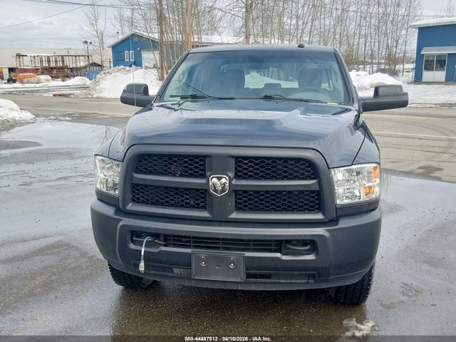 3C63R3GT9JG412586 RAM 3500 Tradesman 4x4 8&#039; Box