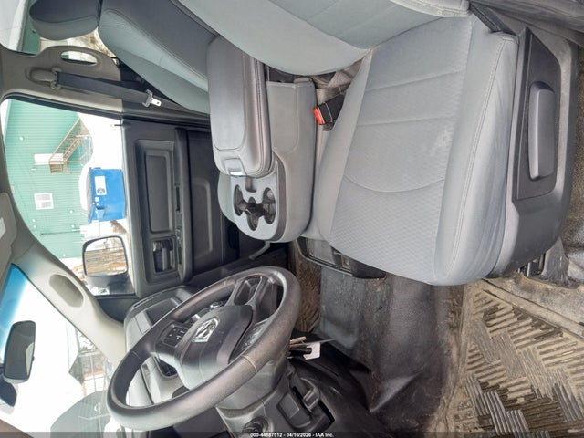 3C63R3GT9JG412586 RAM 3500 Tradesman 4x4 8&#039; Box