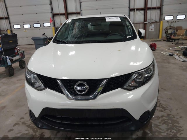 44887550 :رقم المزاد ، JN1BJ1CR7JW207296 vin ، 2018 Nissan Rogue Sport S مزاد بيع