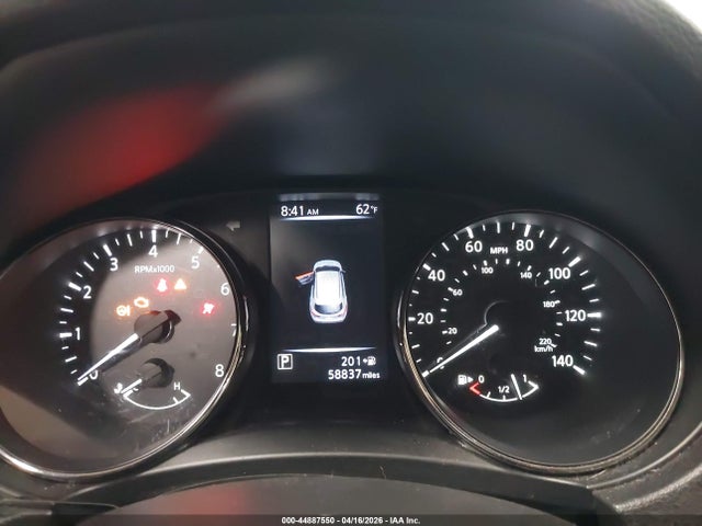 44887550 :رقم المزاد ، JN1BJ1CR7JW207296 vin ، 2018 Nissan Rogue Sport S مزاد بيع