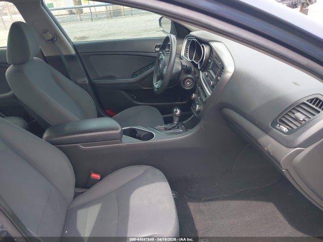 Продажа на аукционе авто 2015 Kia Optima Lx, vin: 5XXGM4A75FG482297, номер лота: 44887549