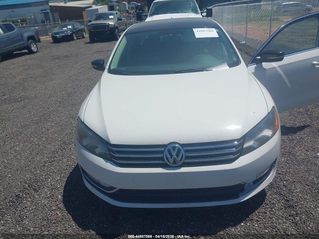 44887566 :رقم المزاد ، 1VWBT7A37FC010918 vin ، 2015 Volkswagen Passat 1.8t Sport مزاد بيع