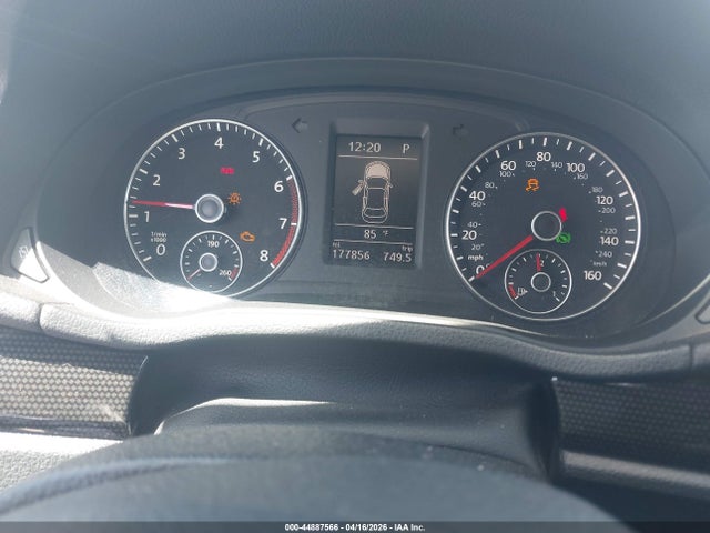 44887566 :رقم المزاد ، 1VWBT7A37FC010918 vin ، 2015 Volkswagen Passat 1.8t Sport مزاد بيع