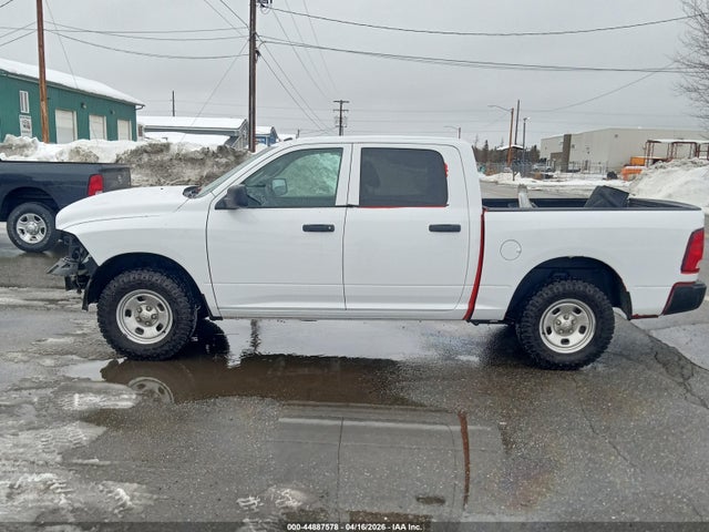 2021 RAM 1500 CLASSIC 3C6RR7KG7MG664126 Photo 1