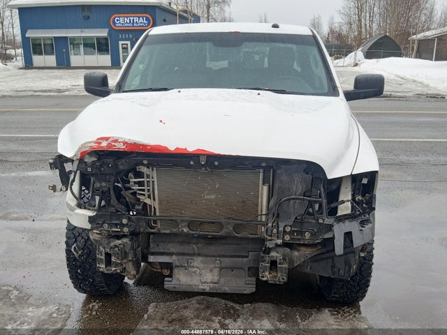 2021 RAM 1500 CLASSIC 3C6RR7KG7MG664126 Photo 3