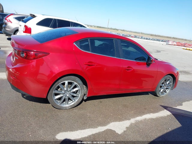 Mazda Mazda3 Touring 2018 3MZBN1V30JM186413 Image 13