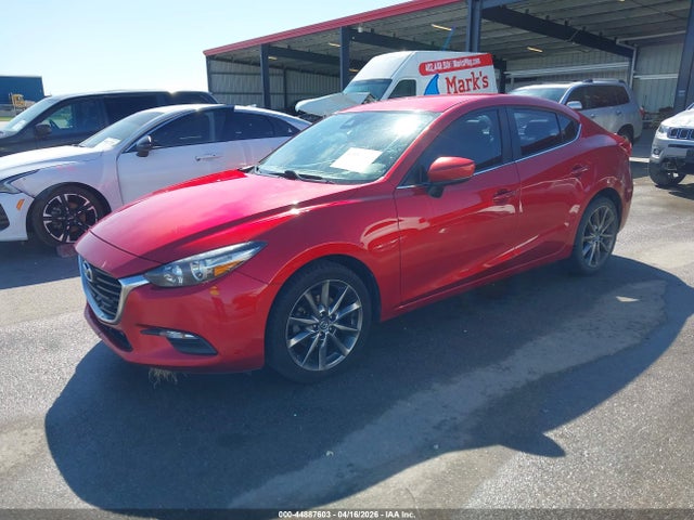Mazda Mazda3 Touring 2018 3MZBN1V30JM186413 Image 2