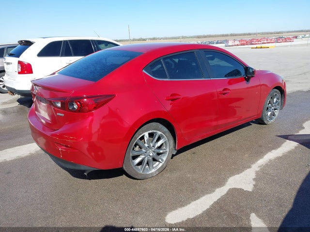 Mazda Mazda3 Touring 2018 3MZBN1V30JM186413 Image 4
