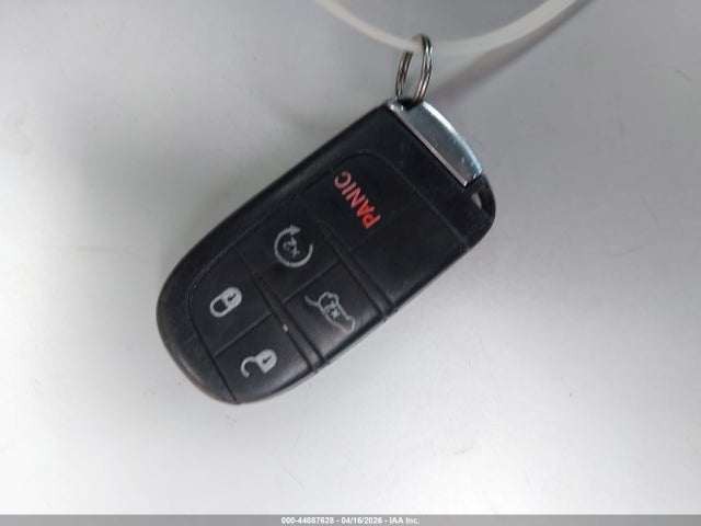 2C3CDZAG2GH108115 Dodge Challenger Sxt