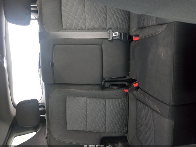 2GNAXUEV5K6275098 Chevrolet EQUINOX LT