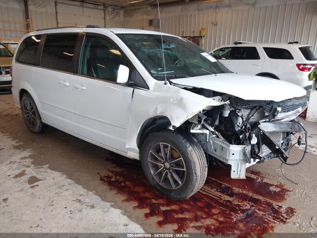Auction sale of the 2017 Dodge Grand Caravan Sxt, vin: 2C4RDGCG2HR791646, lot number: 44887668