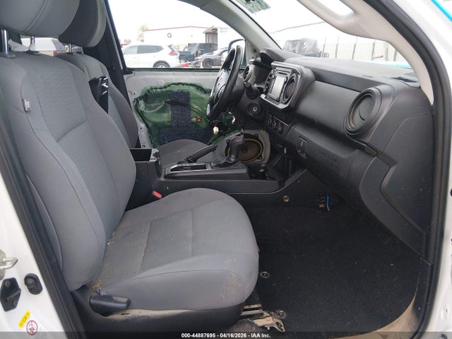 5TFRX5GN2KX162532 Toyota Tacoma Sr