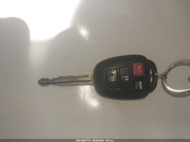 4T1BF1FK1FU497594 Toyota CAMRY SE