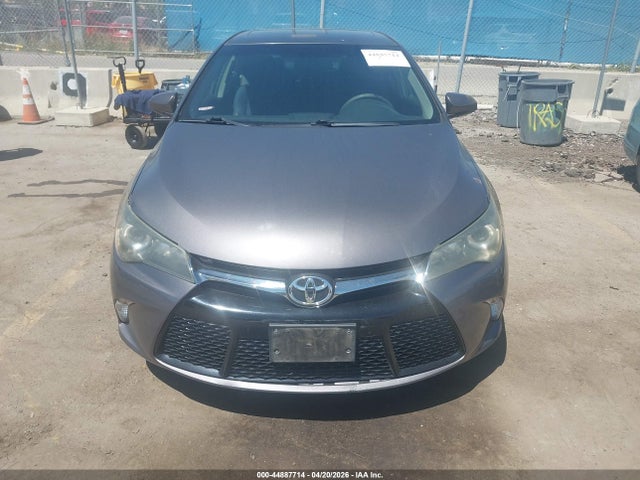 4T1BF1FK1FU497594 Toyota CAMRY SE